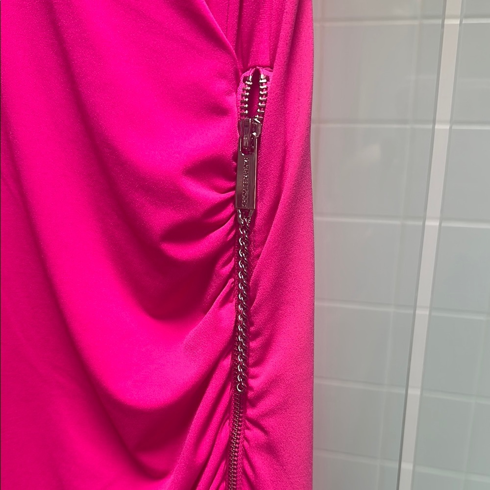 Michael Kors Bright Pink Top - Picture 3 of 5